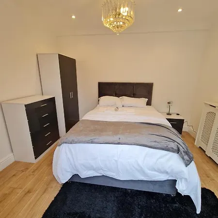 Jah Brsitol Big House Free Parking 20 Percent Off Weekly Monthly Business Contractor Students Relocations 5bed Apartamento